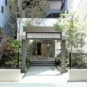 Bande 4*, Osaka Giappone